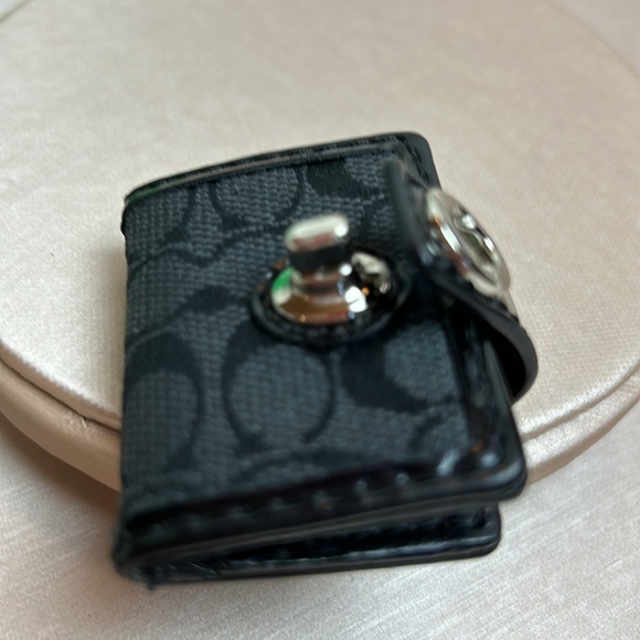 Coach Keychain new with tags 6 - Picture 6 of 7